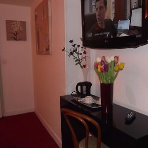 Habitación con 2 Camas Individuales